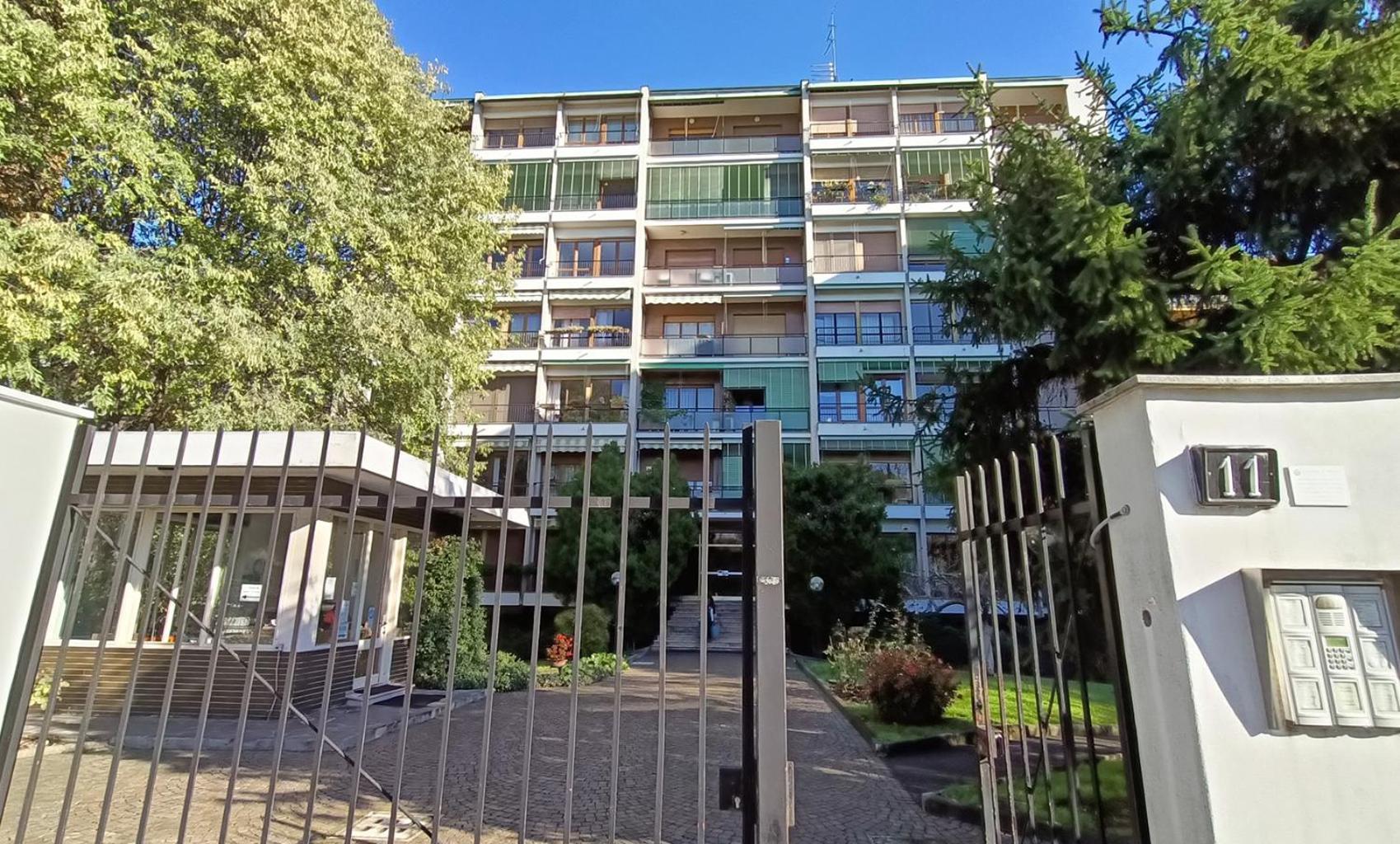 Sahi - Via Dei Ciclamini Mm1 Primaticcio, Stadio San Siro, Ospedale San Carlo Milan Exterior photo